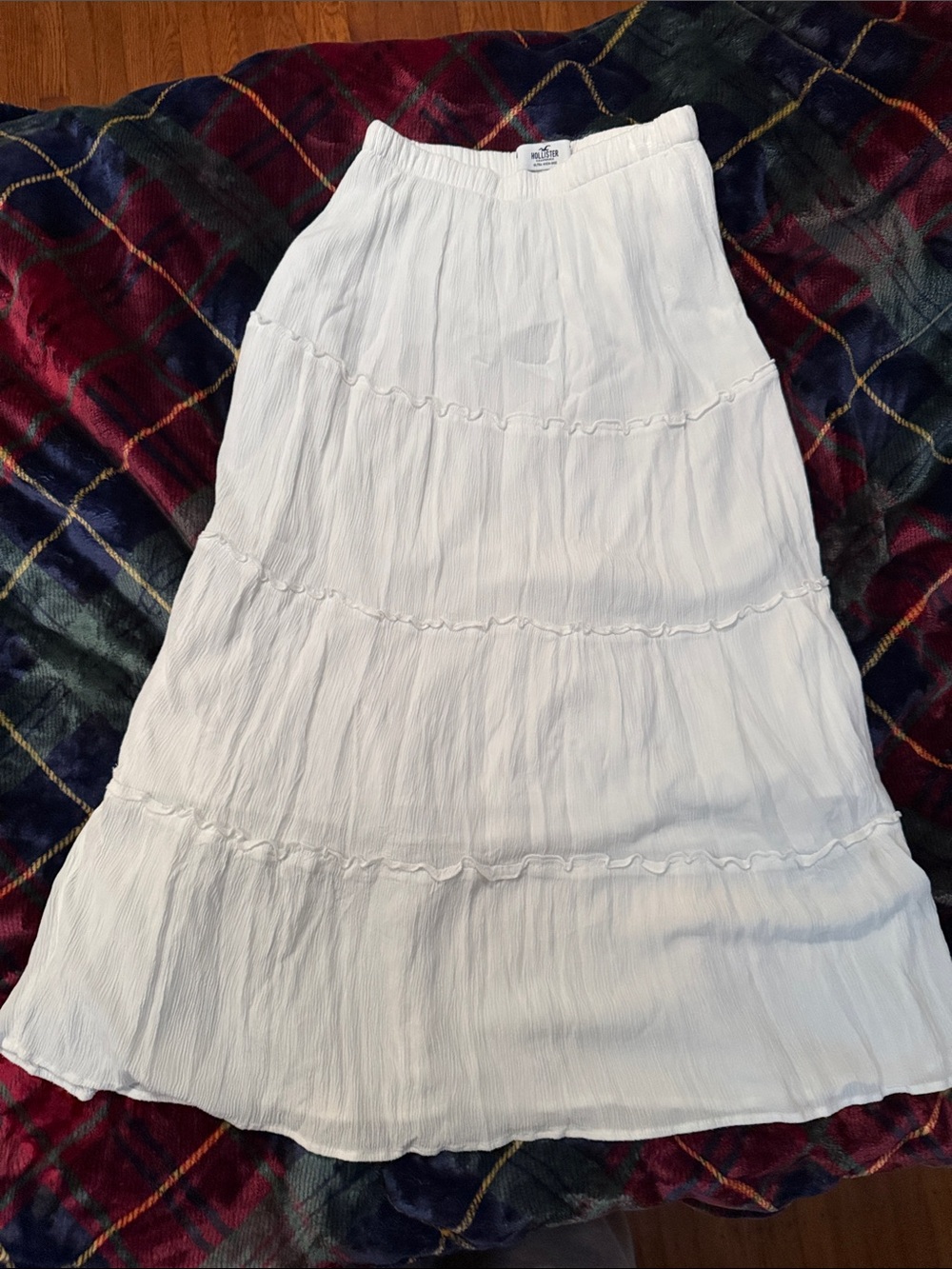 Hollister White Tiered Maxi Skirt
